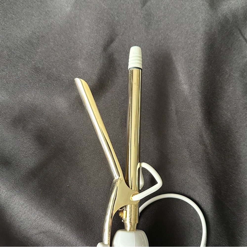 Power IQ Curling Iron - Picture 3 of 6
